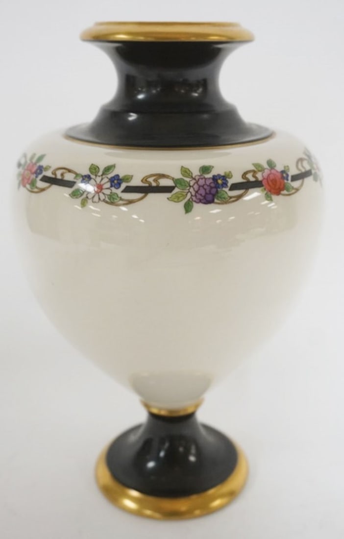 LENOX VASE (1 of 7)