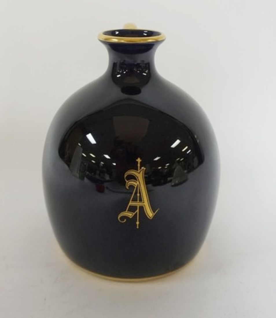 LENOX COBALT BLUE JUG: LENOX COBALT BLUE JUG MONOGRAMMED W/GILT ACCENT TRIM, APPROXIMATELY 6 1/4 IN