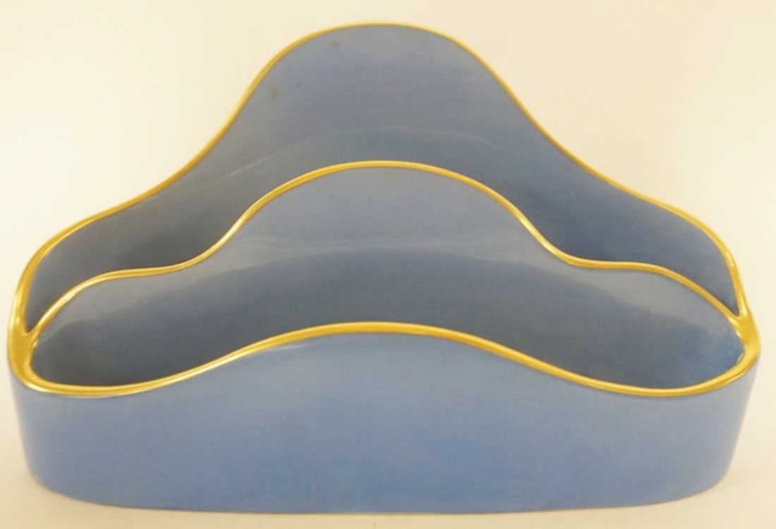 LENOX BAILEY, BANKS & BIDDLE LETTER HOLDER: LENOX BAILEY, BANKS & BIDDLE LETTER HOLDER, APPROXIMATELY 9 IN X 4 IN X 5 IN