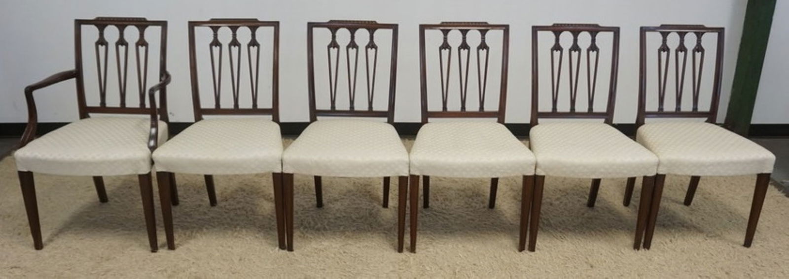 ANTIQUE PETITE MAHOGANY DINING CHAIRS: SET OF 6 ANTIQUE PETITE MAHOGANY DINING CHAIRS, 1 ARM AND 5 SIDE