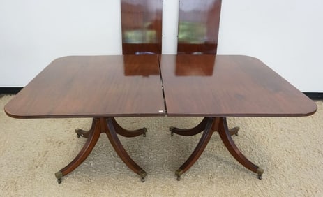 ANTIQUE MAHOGANY TABLE