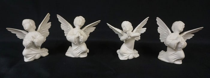 4 BOEHM KNEELING PRAYING ANGELS