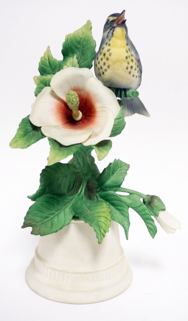 BOEHM YELLOW THROATED WARBLER FIGURE (1 of 4)