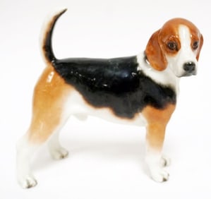 BOEHM PORCELAIN BEAGLE FIGURE