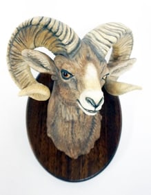 BOEHM BIG HORN SHEEP FIGURE
