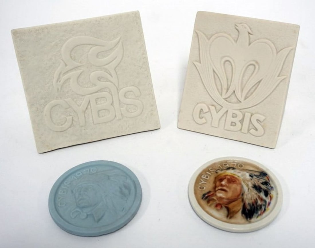 CYBIS DISPLAY PLACE SIGNS: CYBIS DISPLAY PLACE SIGNS, LARGEST APPROXIMATELY 4 IN X 3 IN X 4 IN H