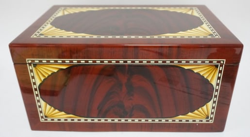 CIGAR HUMIDOR