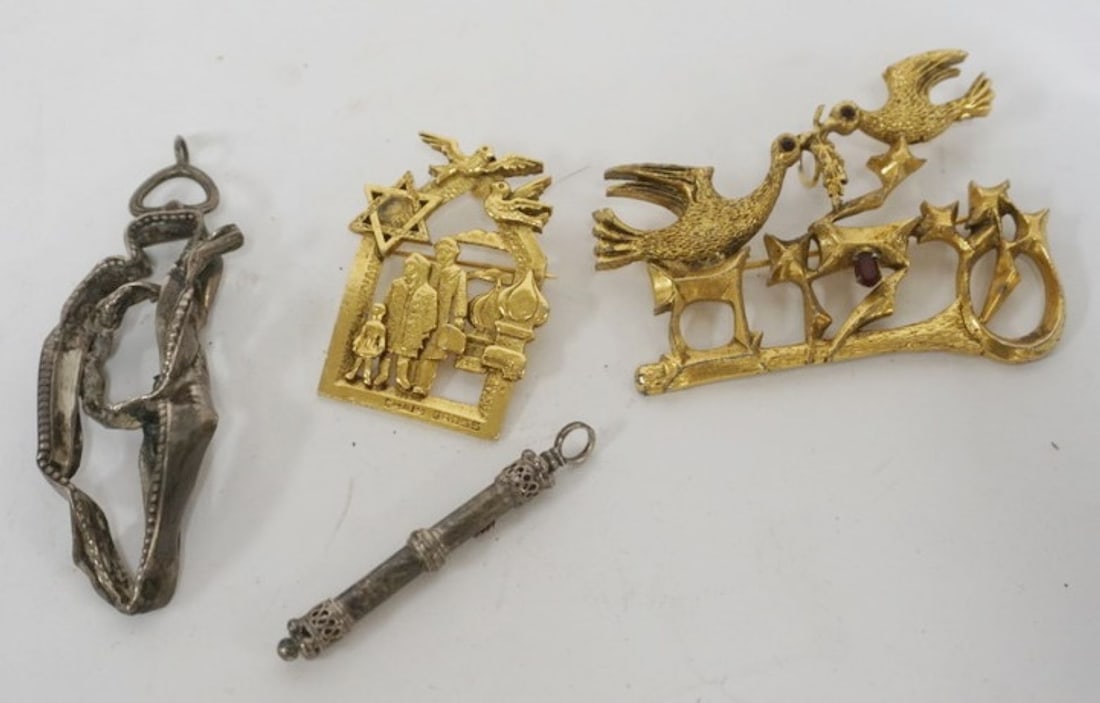 GROUP OF ASSORTED JUDIACA JEWELRY (1 of 5)