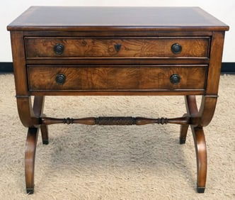 ETHAN ALLEN TOWN HOUSE COLLECTION STAND