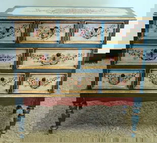 ITALIAN PAINT DECORATED CHEST