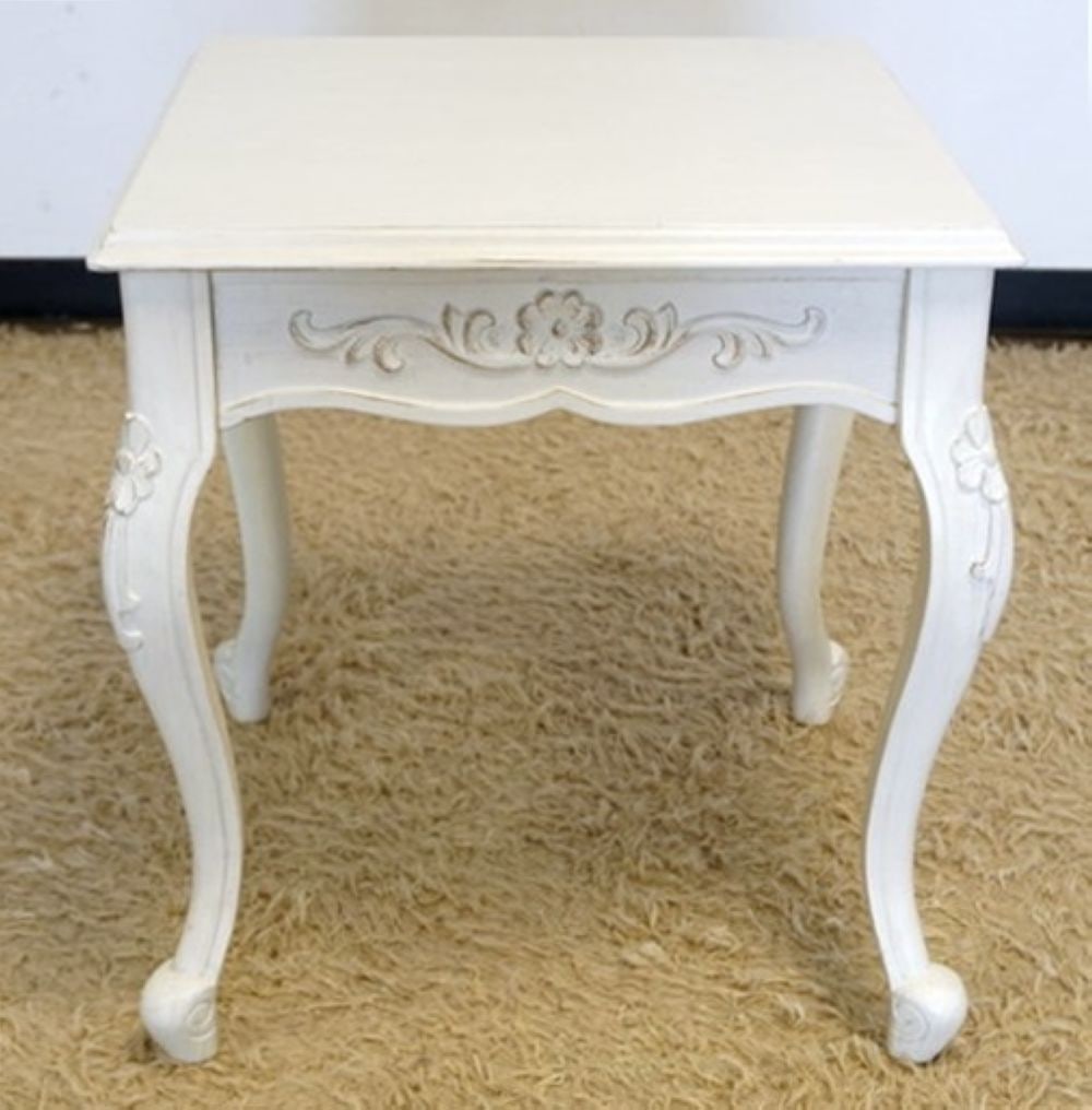 CONTEMPORARY LAMP TABLE (1 of 3)