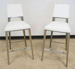 CONTEMPORARY MODERN STYLE BAR STOOLS