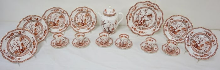 COALPORT TEA AND LUNCHEON SET