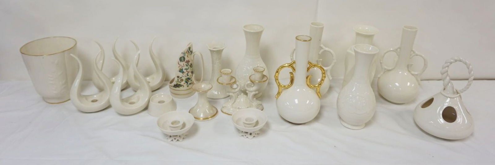 LARGE GROUP OF ASSORTED LENOX (1 of 3)
