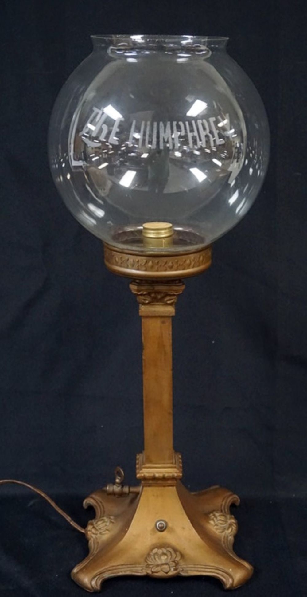 ANTIQUE TRANSITIONAL TABLE LAMP (1 of 3)