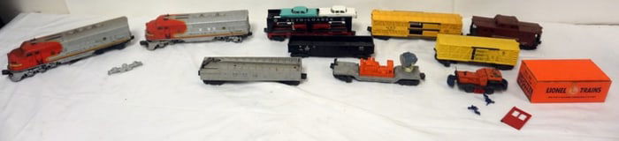 ASSORTED LIONEL O GUAGE ENGINE AND CARS