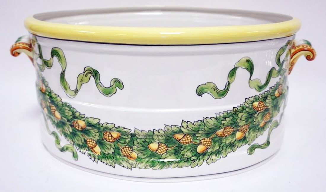 ITALIAN MAJOLICA STYLE PLANTER (1 of 4)