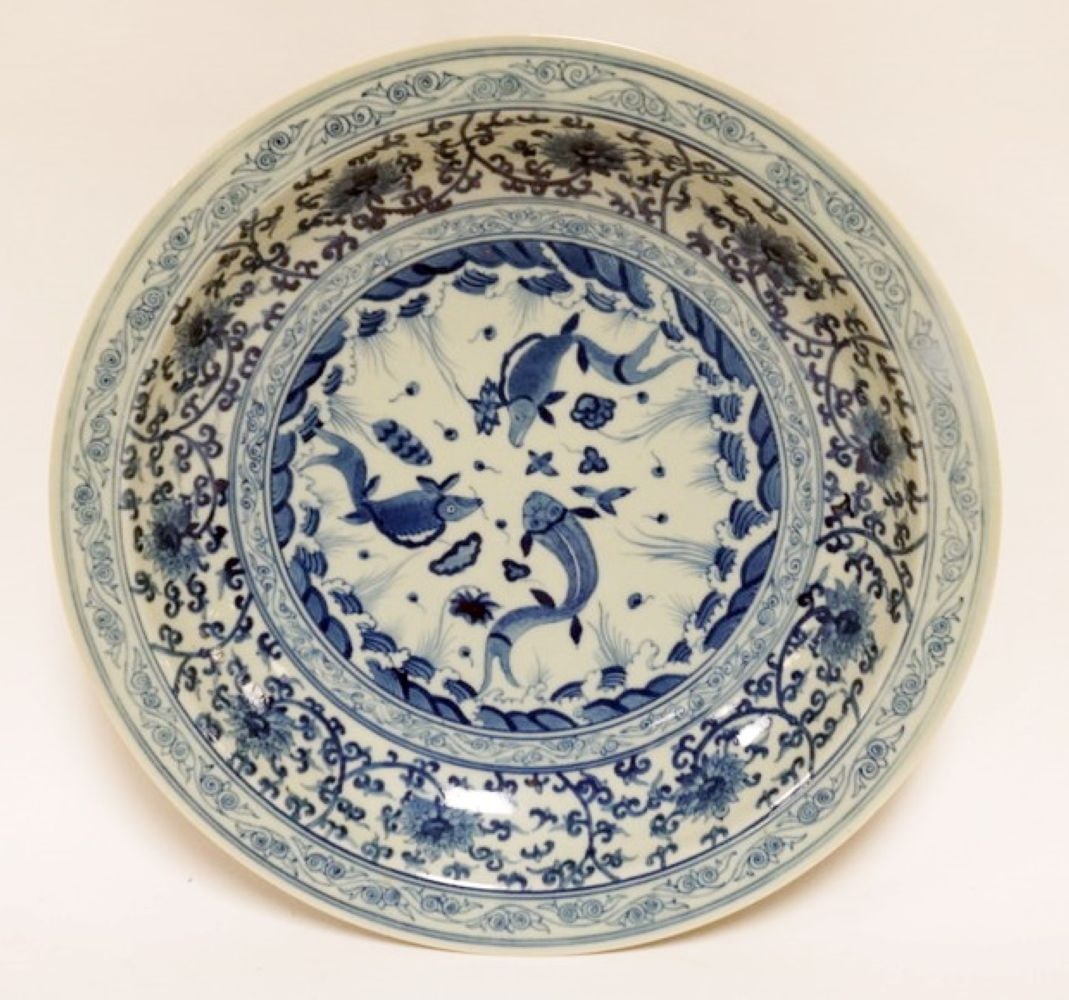 COMTEMPORARY ASIAN BOWL: CONTEMPORARY LARGE ASIAN BLUE & WHITE BOWL, APPROXIMATELY 14 IN X 3 IN H