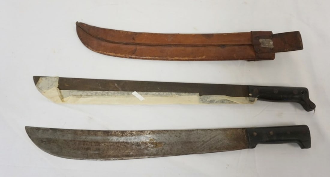 MACHETES: 2 MACHETES, EACH APPROXIMATELY 23 IN