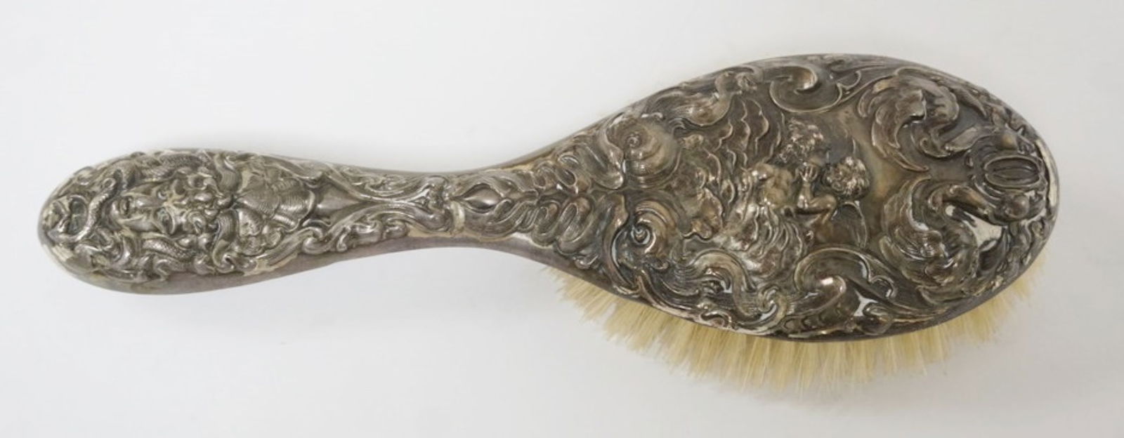 ORNATE VICTORIAN STERLING SILVER HAIR BRUSH (1 of 7)