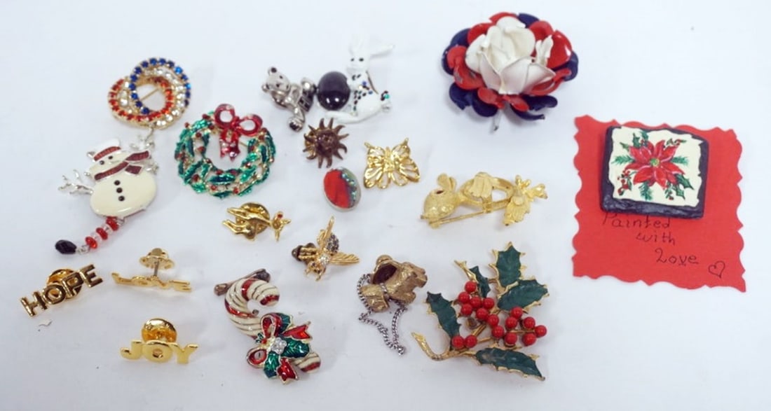 LADIES PIN ASSORTMENT (1 of 3)