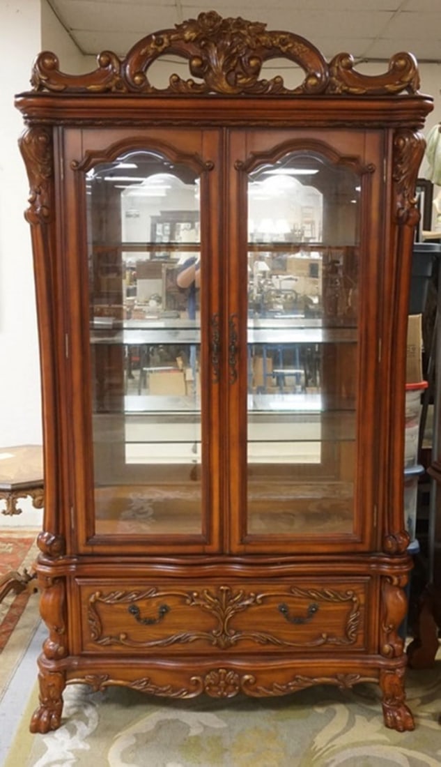 ORNATE FENCH STYLE CRYSTAL CABINET (1 of 3)