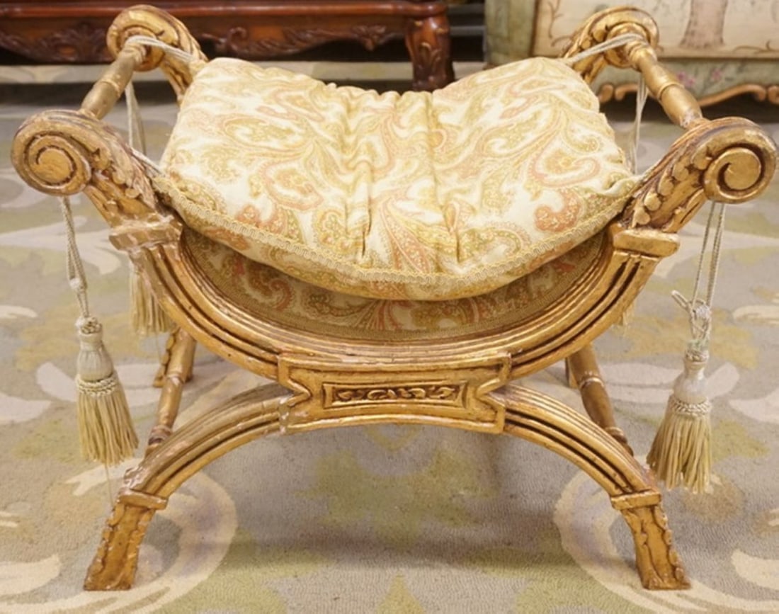 VINTAGE GILT WOOD STOOL BENCH (1 of 3)
