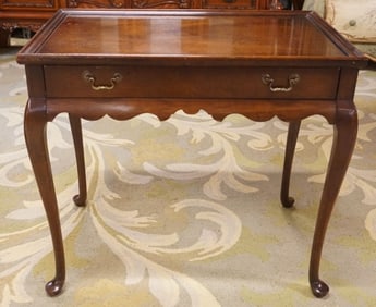 MAHOGANY LAMP TABLE
