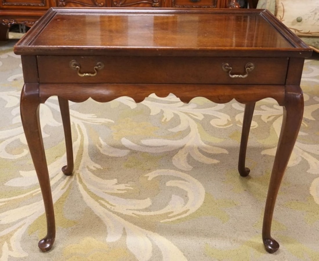 MAHOGANY LAMP TABLE (1 of 4)