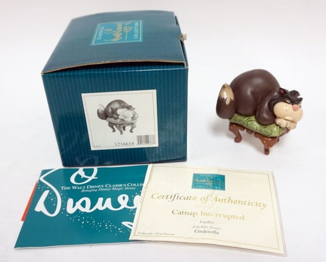 WALT DISNEY CLASSIC COLLECTION CINDERELLA (1 of 4)
