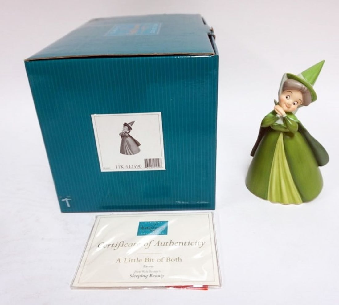 WALT DISNEY CLASSIC COLLECTION SLEEPING BEAUTY: WALT DISNEY CLASSIC COLLECTIONS, SLEEPING BEAUTY,FAUNA, *A LITTLE BIT OF BOTH* APPROXIMATELY 7 IN H