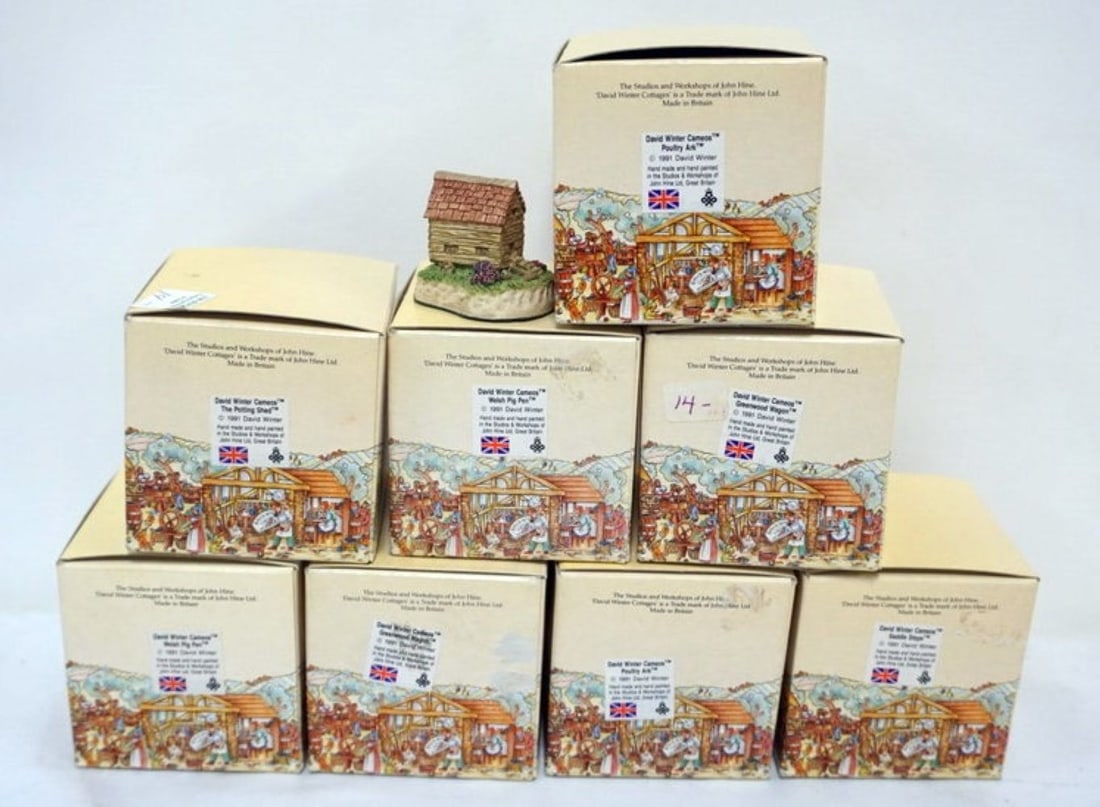 DAVID WINTER HAND PAINTED CAMEOS ASSORTMENT (1 of 4)