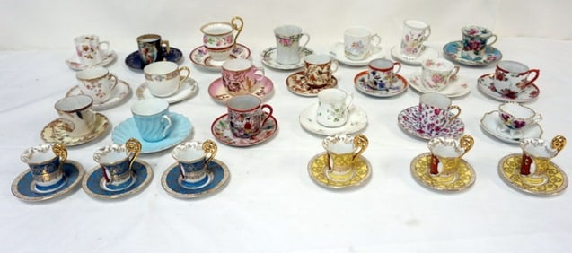 LARGE ASSORTMENT OF TEA & DEMITASSE CUPS & SAUCERS