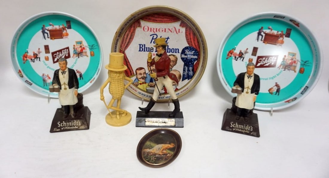 GROUP OF ASSORTED VINTAGE BAR ITEMS (1 of 4)