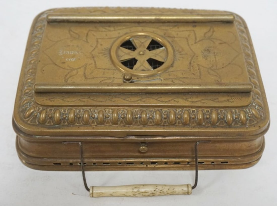 GIRONDON & MONTET BRASS FOOTWARMER (1 of 5)
