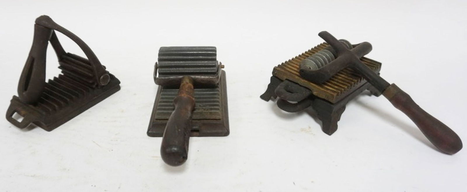 ANTIQUE FLAT IRON FLUTERS (1 of 7)
