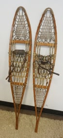 VINTAGE LL BEAN SNOW SHOES