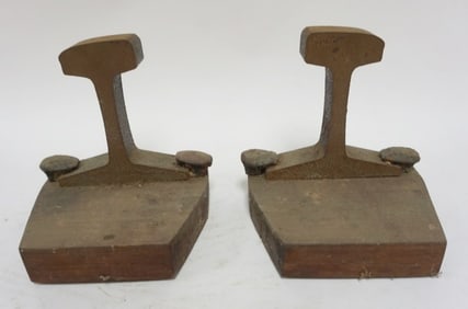 RAILROAD TIE AND SPIKE BOOKENDS