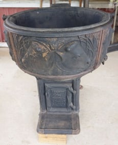 CAST IRON LARD RENDERING KETTLE STOVE