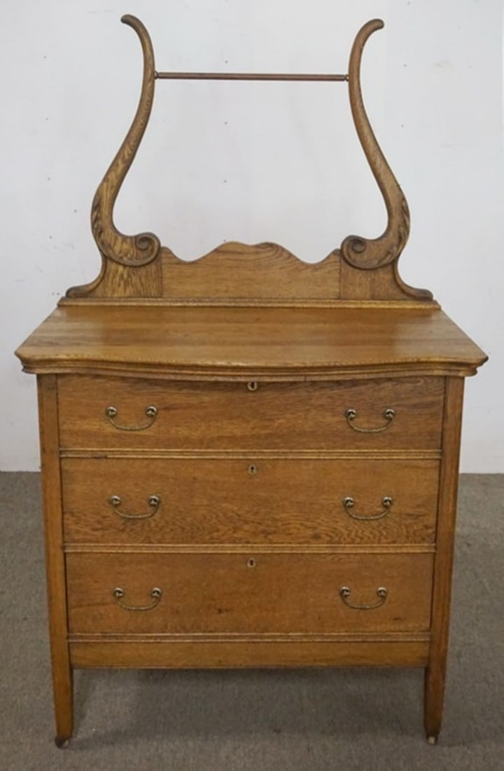 ANTIQUE SOLID OAK CHEST (1 of 4)