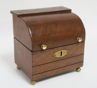 ANTIQUE FEDERAL HINGED LID BOX