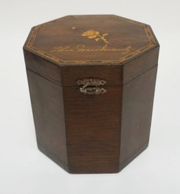 ANTIQUE FEDERAL OCTAGON HINGED LID BOX