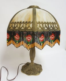 PARLOR LAMP W/SLAG GLASS SHADE