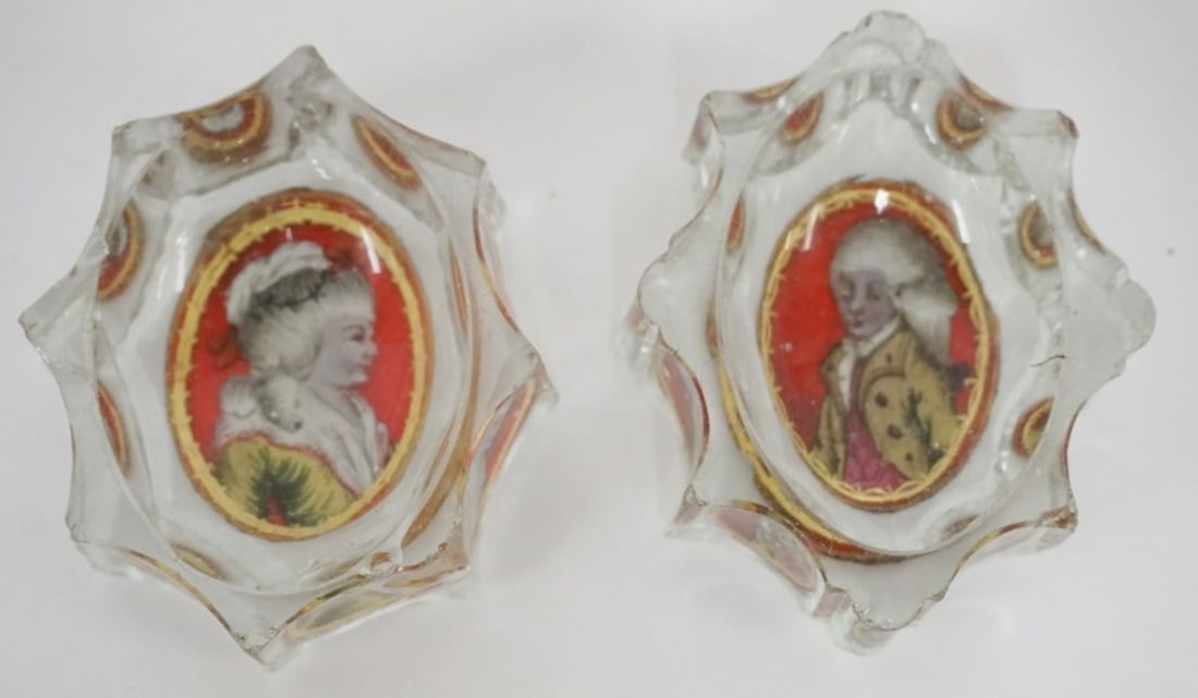 REVERSE PAINTED PORTRAIT GLASS SALT CELLARS: REVERSE PAINTED PORTRAIT GLASS SALT CELLARS, EACH APPROXIMATELY 3 IN X 2 3/4 IN X 1 IN HIGH