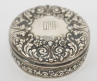 REPOUSSE TIFFANY & CO TRINKET BOX