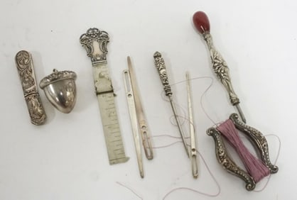 ASSORTED STERLING SILVER SEWING ITEMS