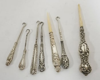ASSORTED STERLING HANDLED SEWING ITEMS