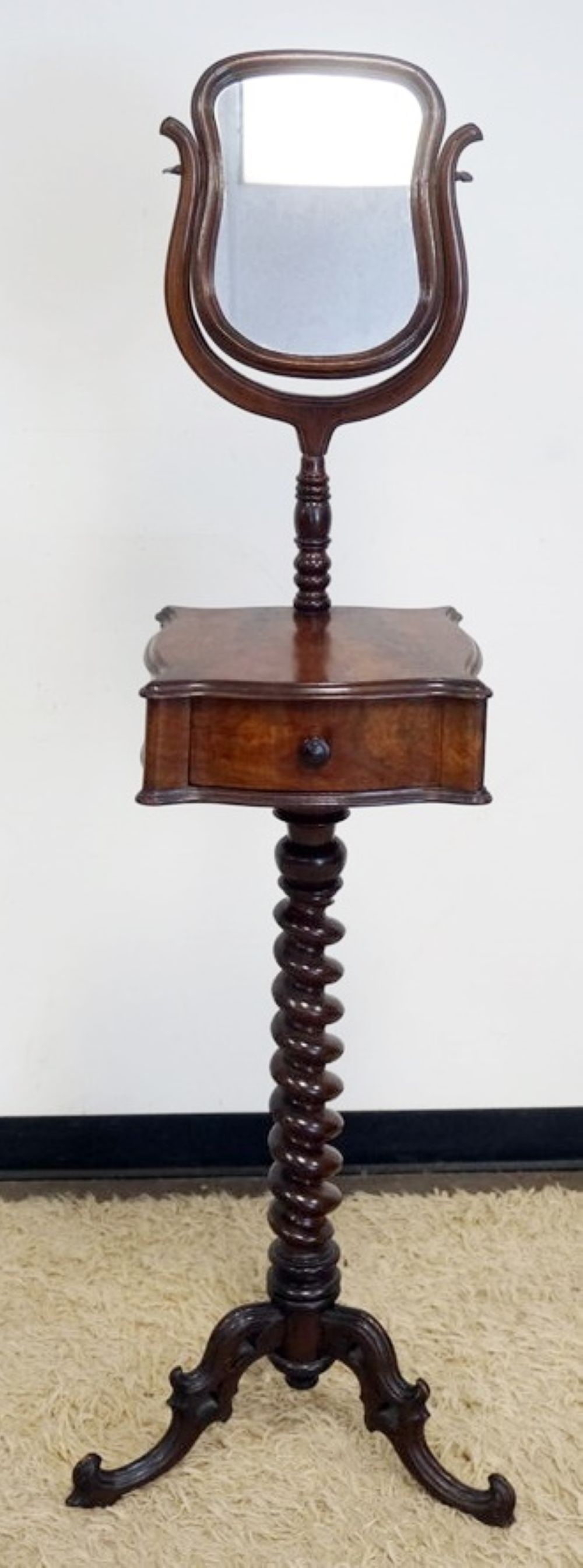 BIEDERMEIER SHAVING STAND (1 of 7)