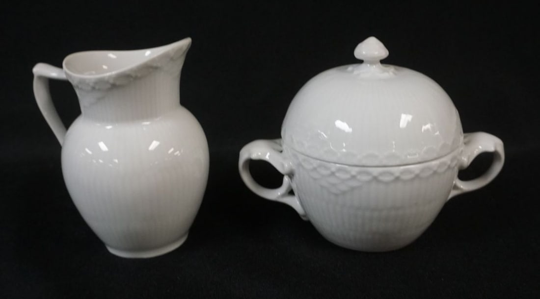 ROYAL COPENHAGEN WHITE HALF LACE CREAMER & SUGAR: ROYAL COPENHAGEN WHITE HALF LACE CREAMER & SUGAR