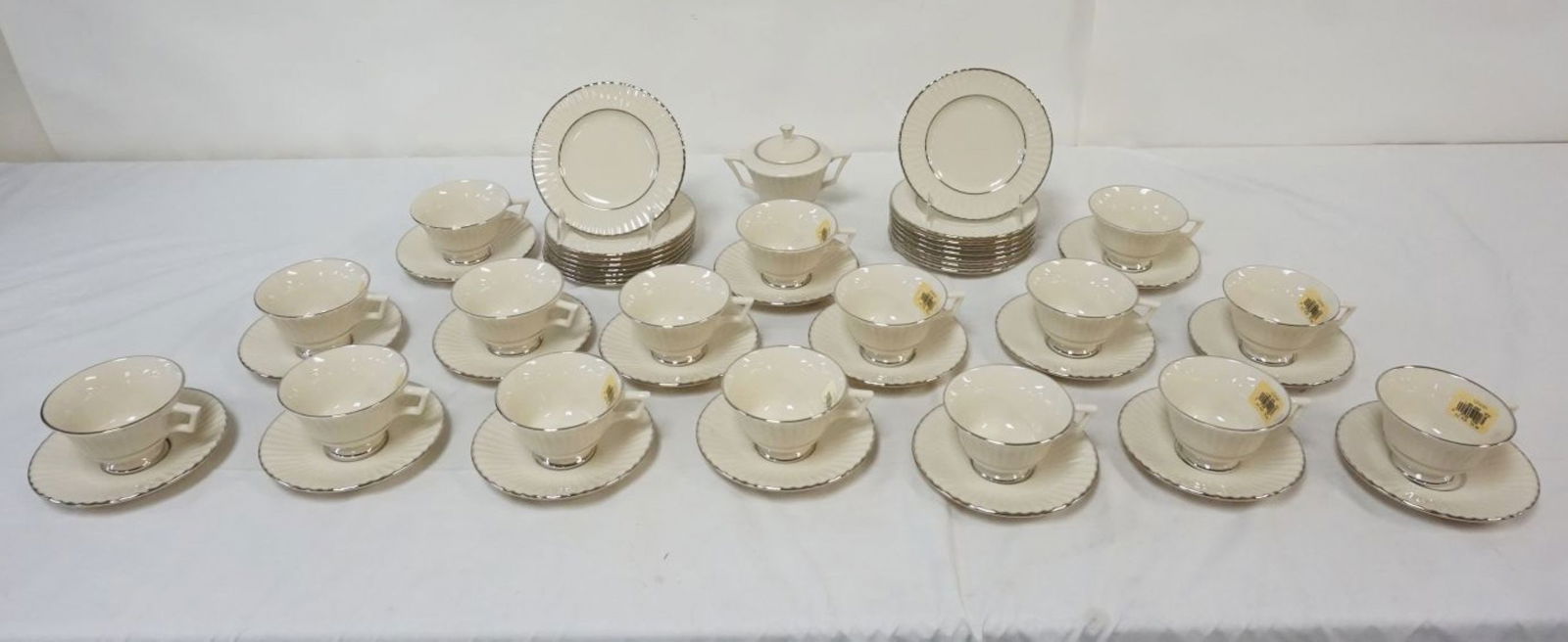 LENOX CITATION PLATINUM CHINA: LENOX CITATION PLATINUM CHINA 49 PIECES, 16-6 1/4 IN PLATES, 16 TEACUPS & SAUCERS, SUGAR